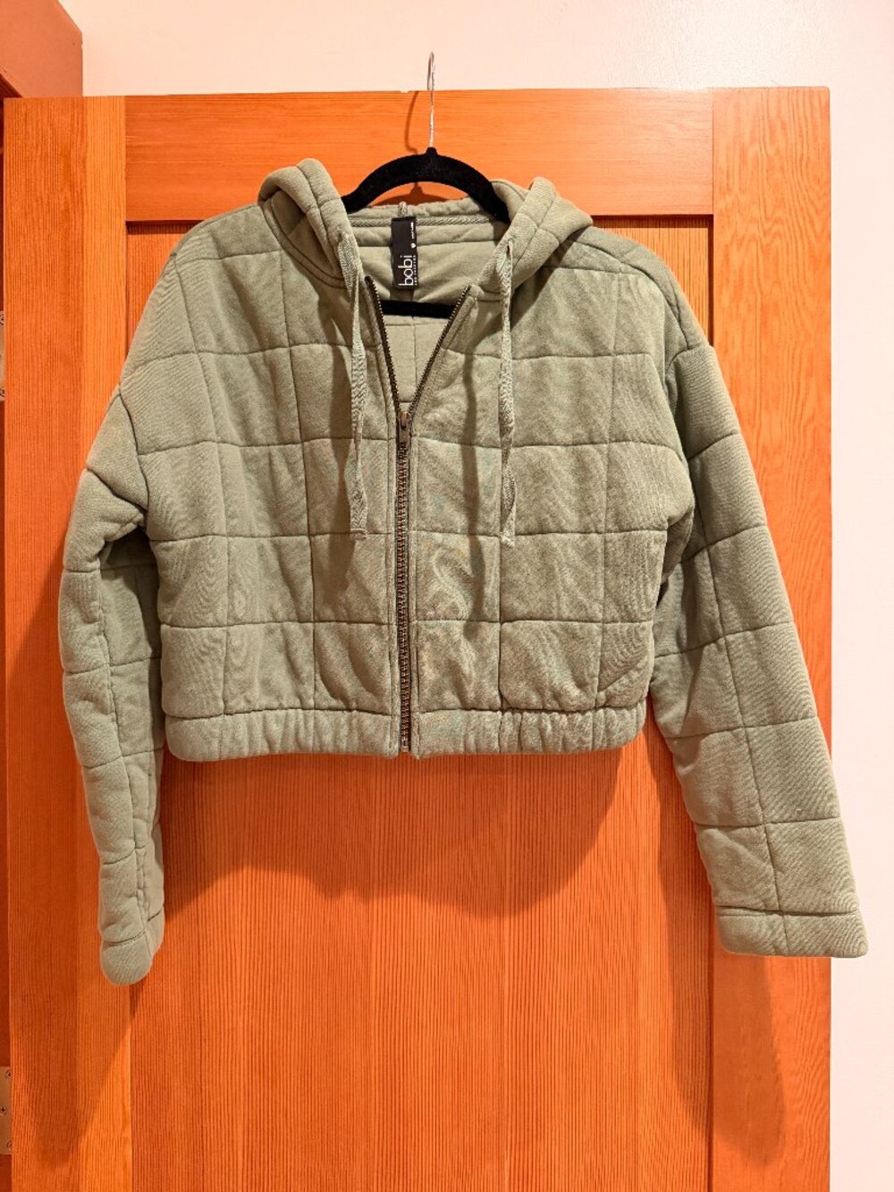 Bobi Quilted Crop Hooded Zip Up - size small
